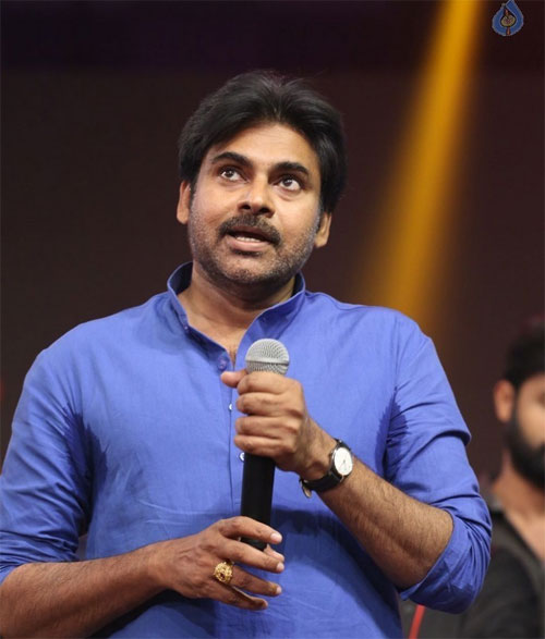 pawan kalyan,sardar gabbar singh,distributors,katamarayudu movie,pre release function  సర్దార్ డిస్ట్రిబ్యూటర్ల ఊసే ఎత్తని పవన్.!